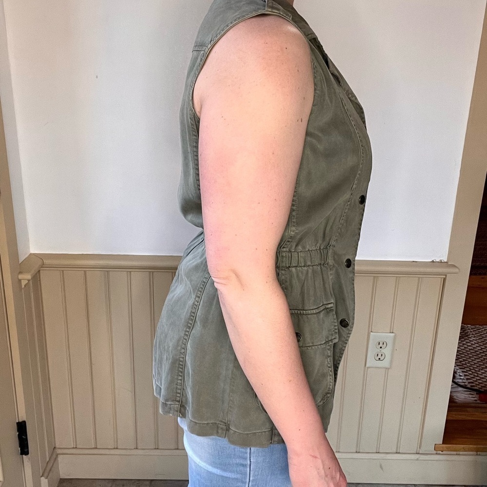 Kenneth Cole Reaction Olive Green Tencel Military Cargo Lightweight Vest Sz S - Picture 5 of 10